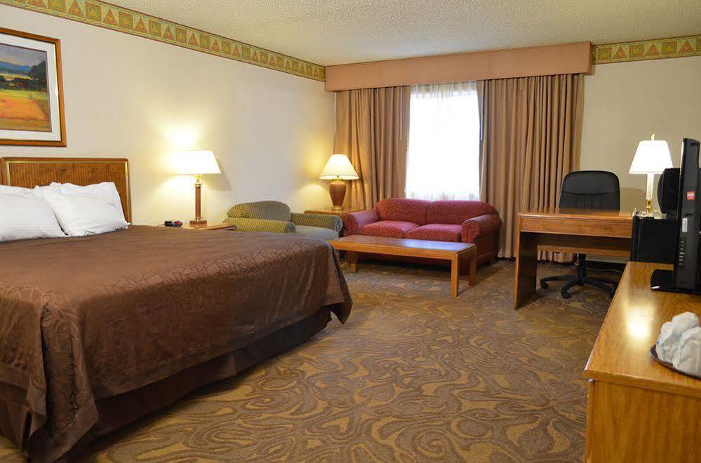 High Desert Inn Elko Exteriör bild